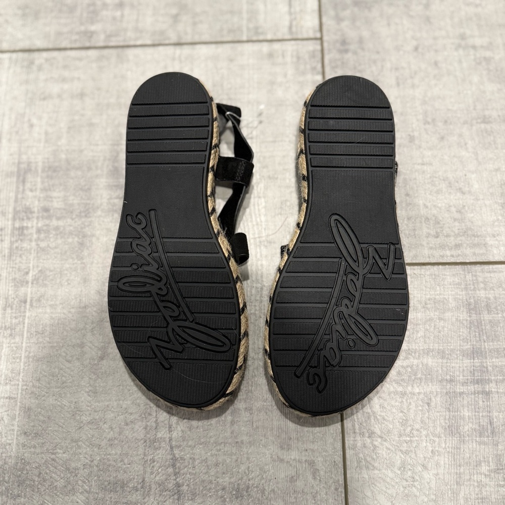 Zodiac Black Sandals with Strappy Design - Picture 3 of 4